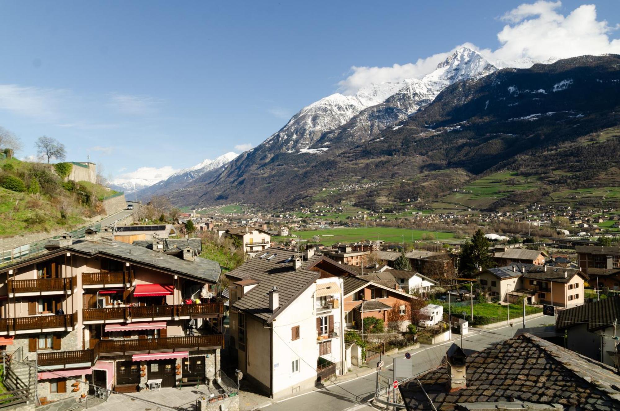 La Casa Degli Aromi - Vista Montagna E Relax Villa Aosta Exterior photo